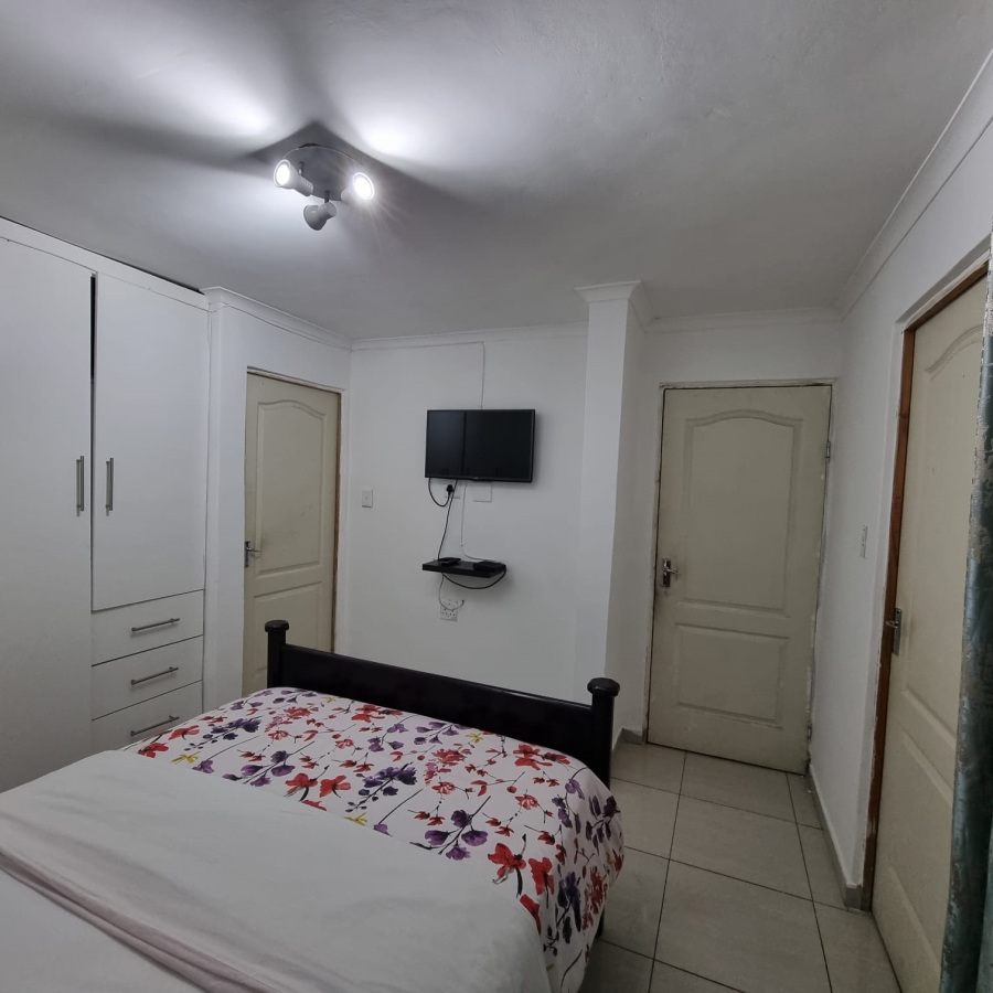 4 Bedroom Property for Sale in The Connifers Western Cape